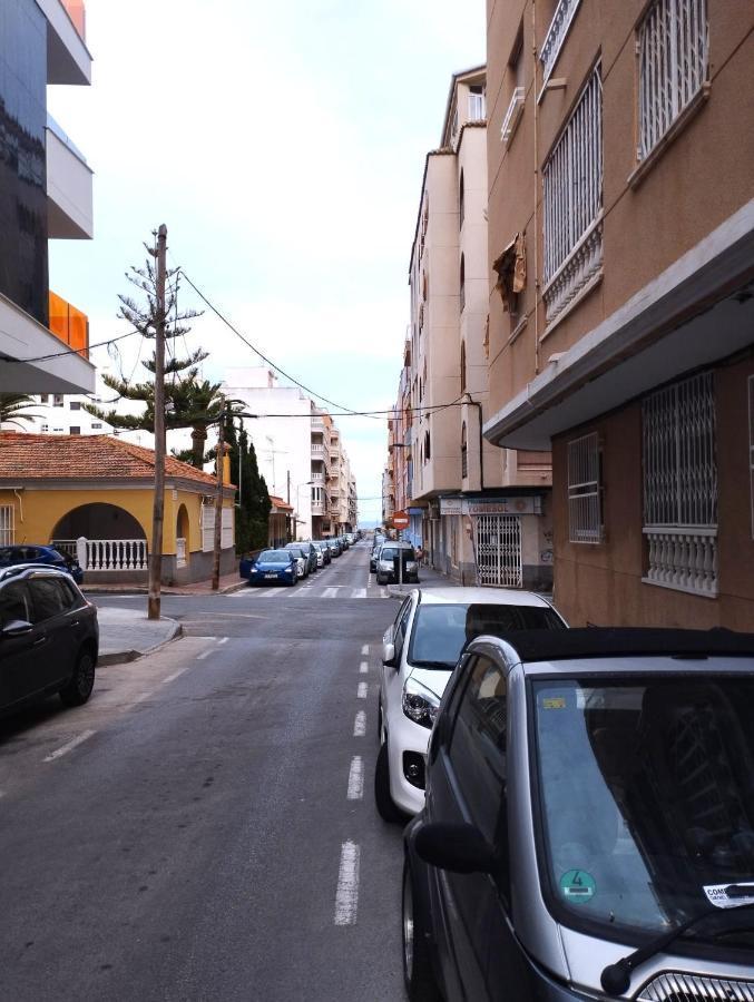 Modern Apartment 3Mins Walk To Playa Del Cura Beach Torrevieja Exteriér fotografie